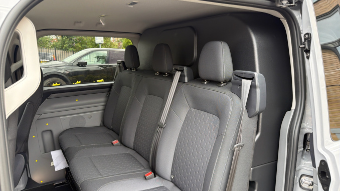 Ford Transit Custom 320 L1 Petrol Fwd 2.5 PHEV 232ps H1 Double Cab Van Limited Auto - Image 14